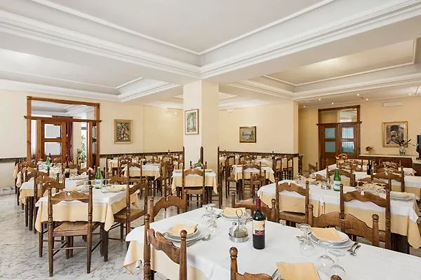 Hotel Tiffany Fiuggi-1