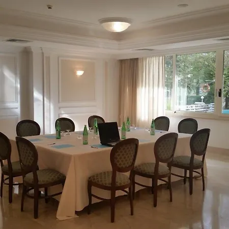 Mondial Park Hotel-2